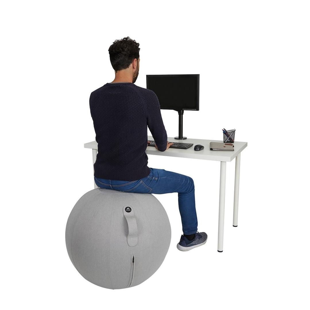 Ballon d'assise, Ø 65 cm ERGOBALL gris clair ALBA - Ballon d'assise ALBA ERGOBALL gris clair, en situation à un bureau