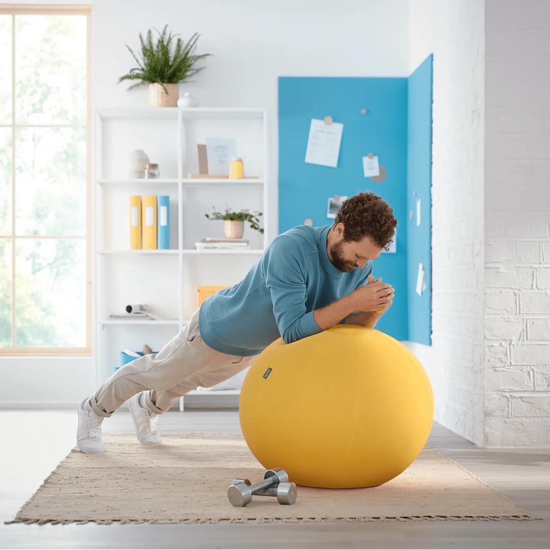 Ballon d'assise, housse zippée Ergo Cosy Ø 65 cm jaune LEITZ - Ballon d'assise LEITZ Ergo Cosy Ø 65 cm jaune, en exercice