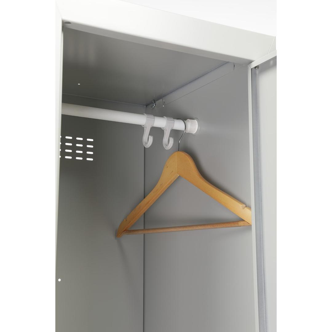 Vestiaire 2 portes en acier, 2 x 121 litres PL1230, serrure à clé PHOENIX - Vestiaire Phoenix PL1230 serrure à clé gris clair, détail