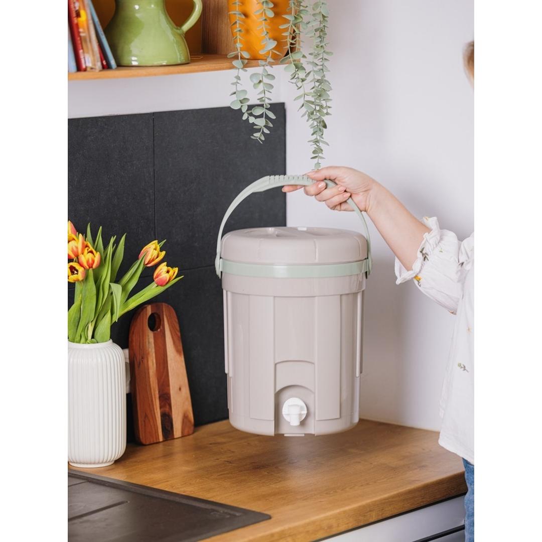 Composteur de cuisine par fermentation, 8 litres Composteur de cuisine Bokashi 8 litres EDA - Composteur de cuisine Bokashi EDA 8 litres porté par son anse