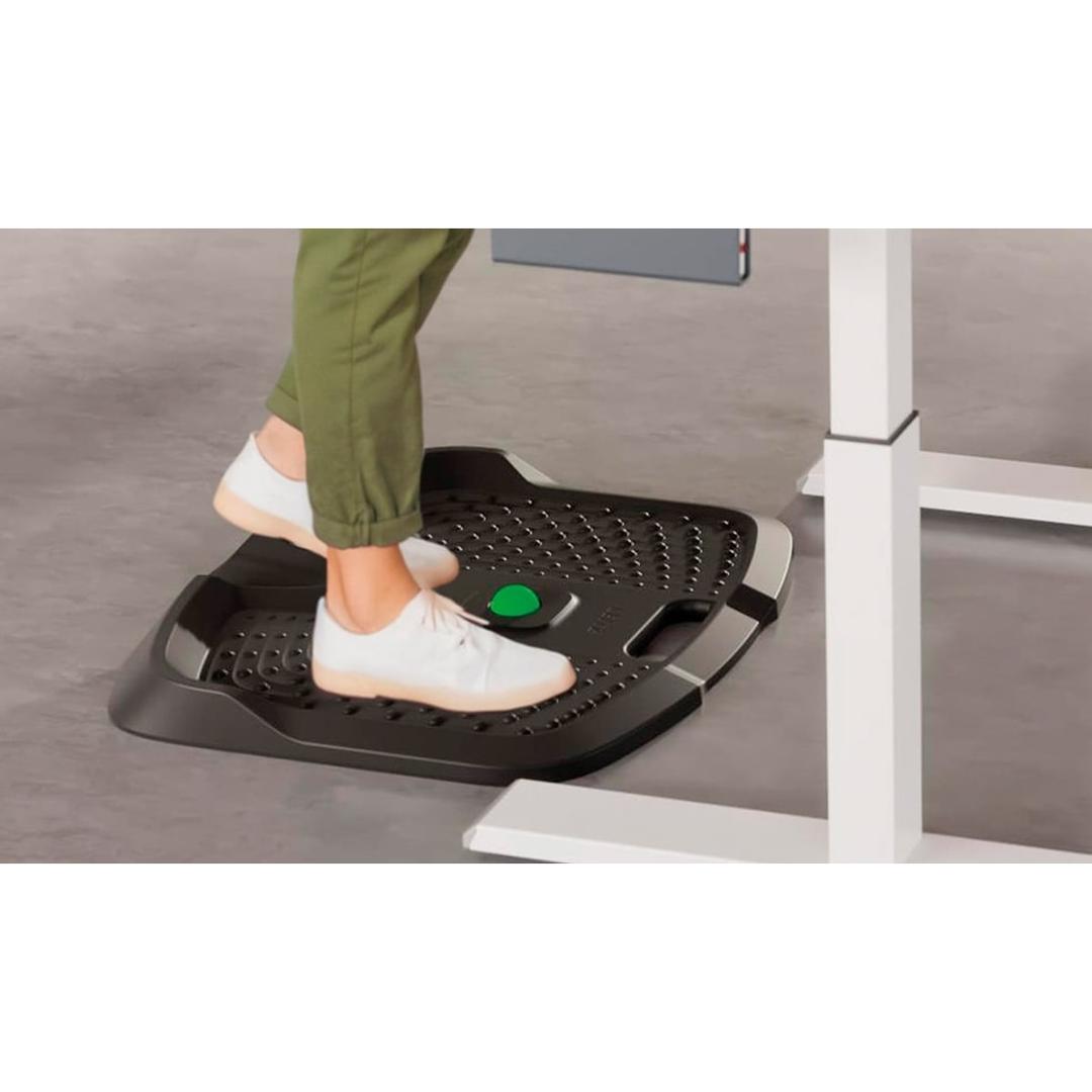 Mousse PU à zones de massage, balle incluse, gris foncé Tapis anti-fatigue Ergo Active LEITZ - Utilisation du tapis LEITZ Ergo Active à un poste de travail debout