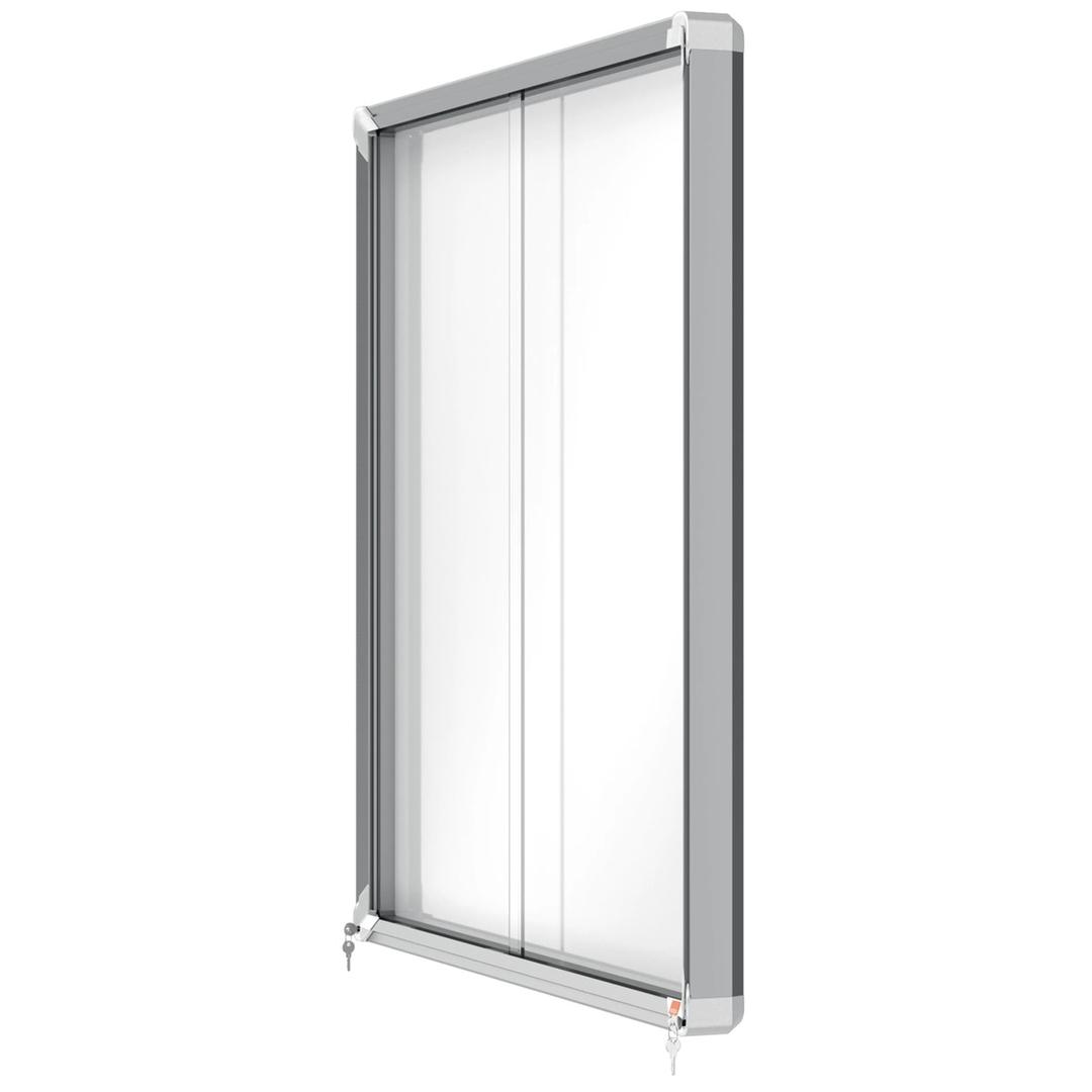 Intérieure, portes coulissantes, fond magnétique, 12 x A4 Vitrine d'affichage Premium Plus NOBO - Vitrine d'affichage nobo Premium Plus à portes coulissantes 12 x A4, vue de profil