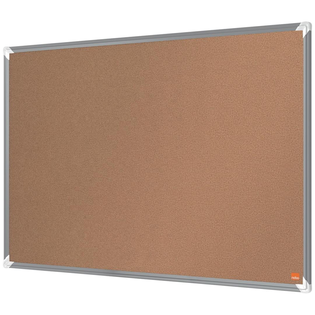 Tableau en liège nobo Premium Plus à cadre aluminium, 900 x 600 mm, de trois quarts
