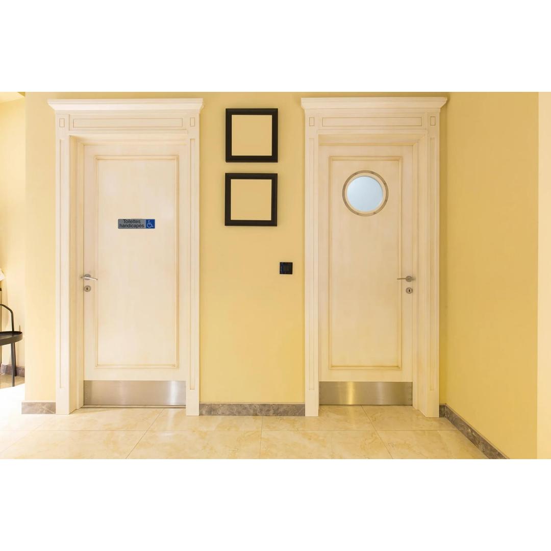 Plaque Toilettes handicapés EXACOMPTA collée sur une porte