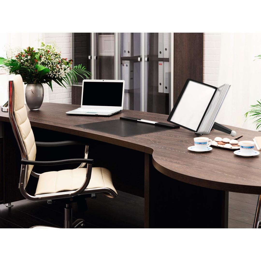 Pupitre de table SHERPA posé sur un bureau