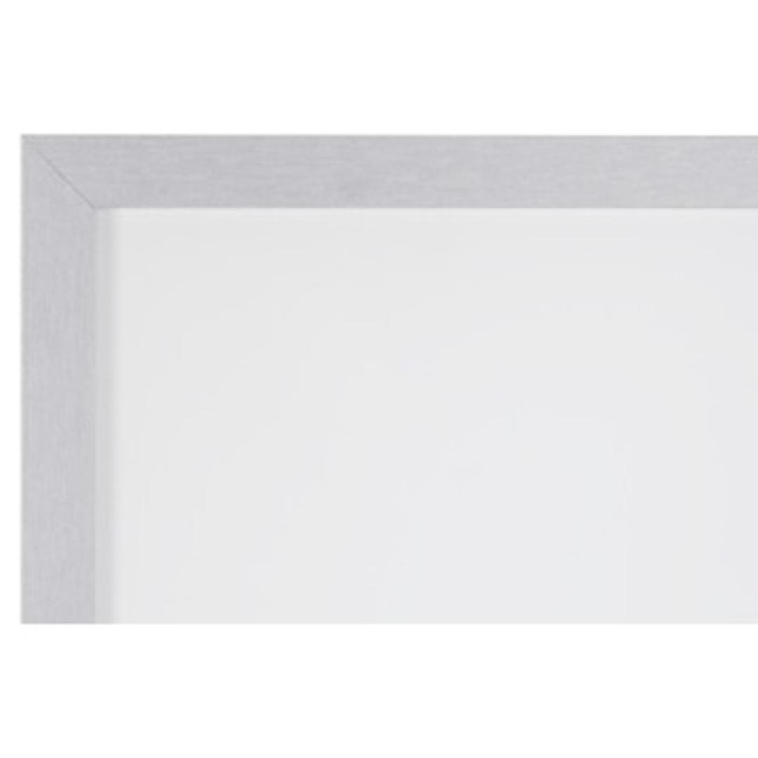 Angle du cadre argent du tableau blanc Bi-Office Essentials Metallic