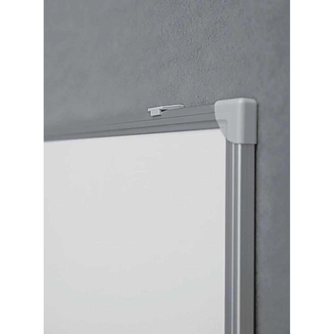 Angle du cadre aluminium et coin gris du tableau blanc FRANKEN U-Act! Line
