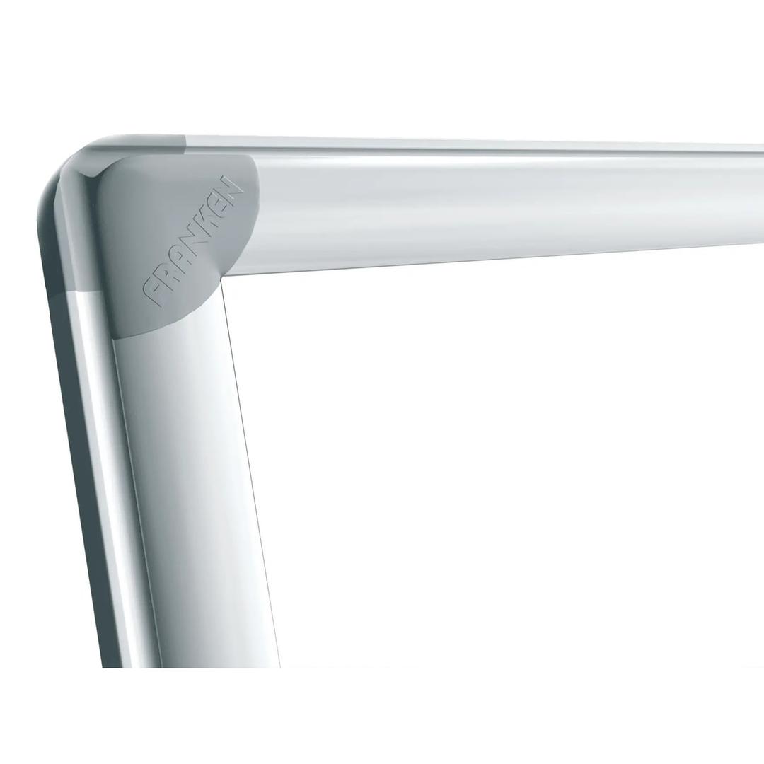 Coin du tableau FRANKEN PRO PLUS