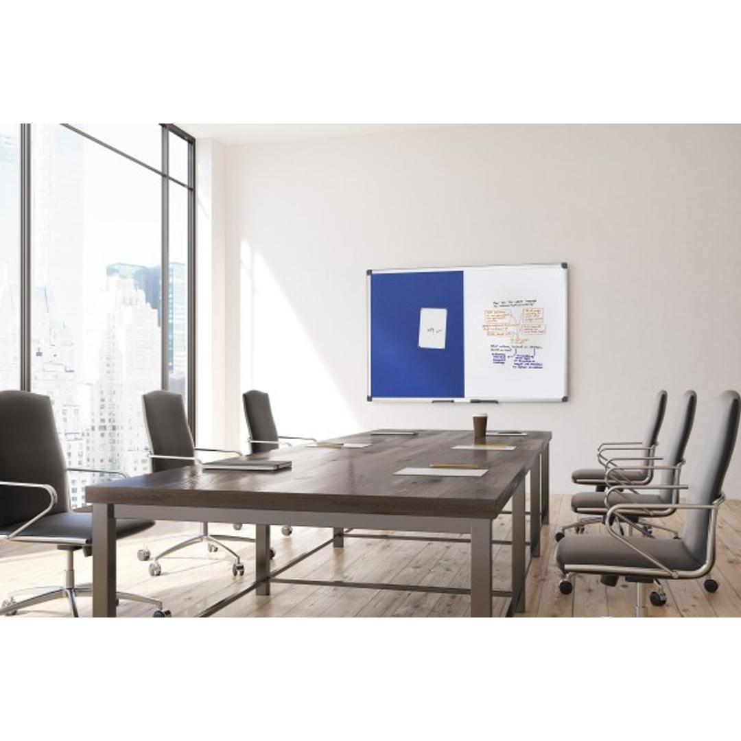 Tableau mixte Bi-Office Maya dans une salle de réunion