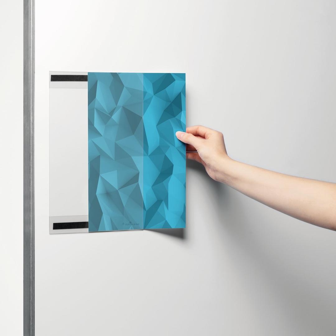 Affiche de couleur dans la pochette rPET magnétique DURABLE