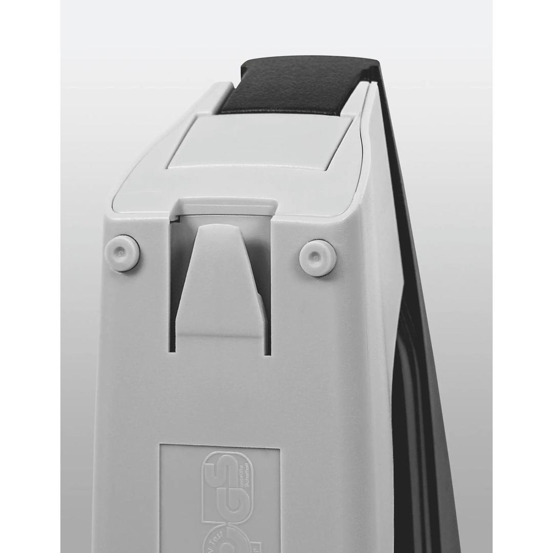 Ôte-agrafes intégré à l'arrière de l'agrafeuse de bureau Leitz NeXXt 5501