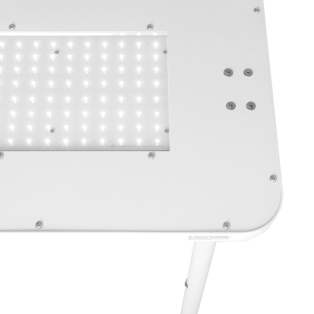 Lampadaire LED de bureau, 10 400 lumens Capella blanc HANSA - Lampadaire Hansa Capella blanc, tête allumée vue de dessous