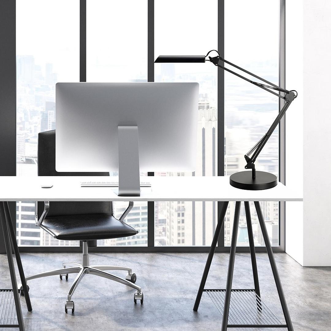 Lampe de bureau LED sur socle ou pince SWINGOLED UNILUX - Lampe de bureau LED sur socle ou pince UNILUX SWINGOLED noir, en situation sur un bureau