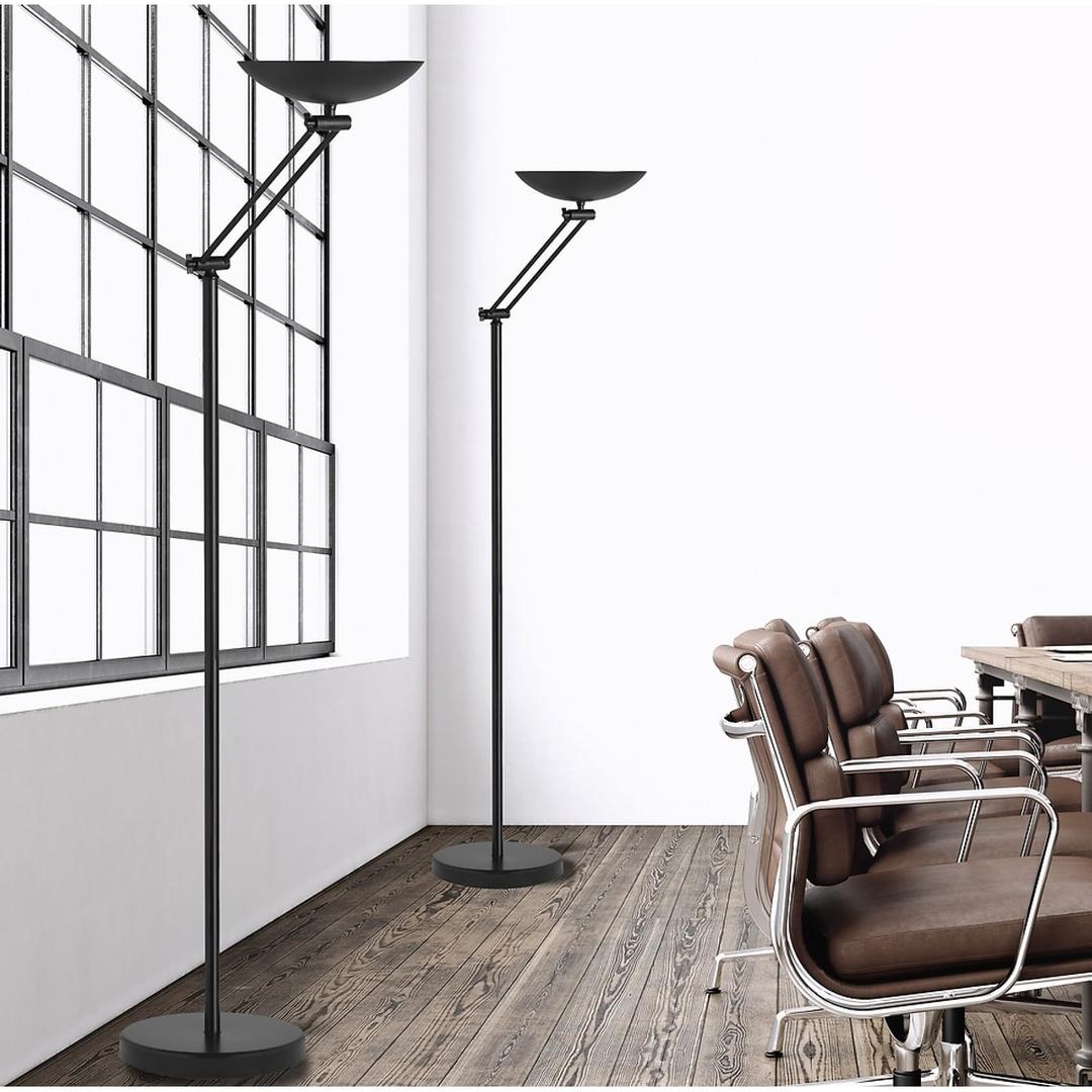 Lampadaire LED à éclairage indirect, mât articulé FIRST LED articulé UNILUX - Lampadaire LED à éclairage indirect UNILUX FIRST LED articulé noir, en situation dans un salon d'attente