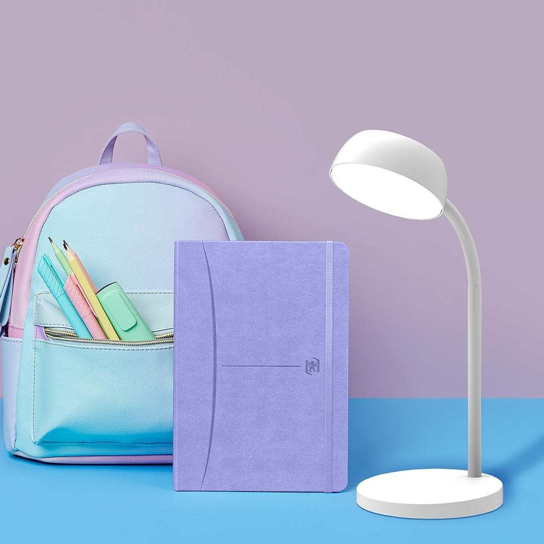 Lampe de bureau LED compacte, bras pivotant TAMY UNILUX - Lampe de bureau LED compacte UNILUX TAMY blanc, en situation sur un bureau