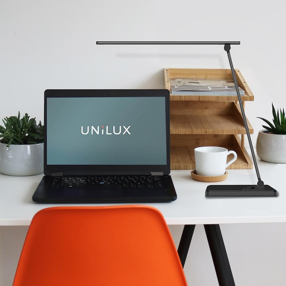 Lampe de bureau LED alimentée par USB POPY UNILUX - Lampe de bureau LED alimentée par USB UNILUX POPY noir, en situation sur un bureau