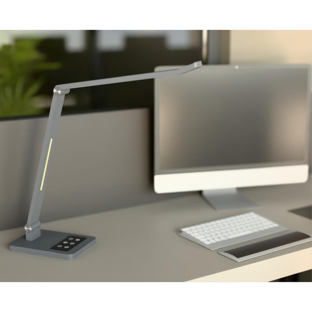 Lampe de bureau LED avec veilleuse Tide gris métallisé HANSA - Lampe de bureau Hansa Tide gris métallisé, sur un bureau
