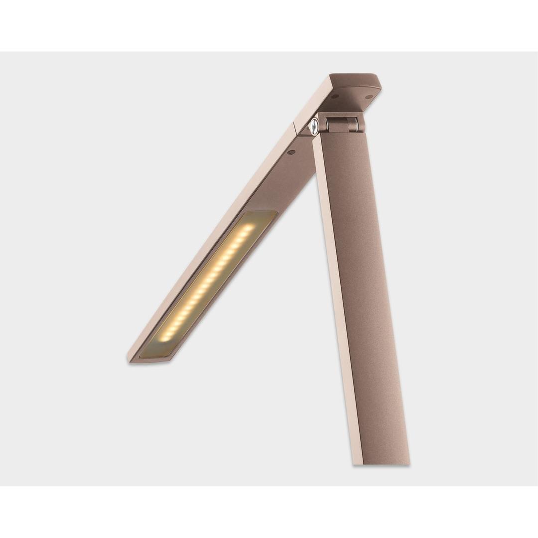 Lampe de bureau LED, 4 teintes et port USB Vario Plus champagne HANSA - Lampe de bureau Hansa Vario Plus champagne, tête allumée en lumière chaude