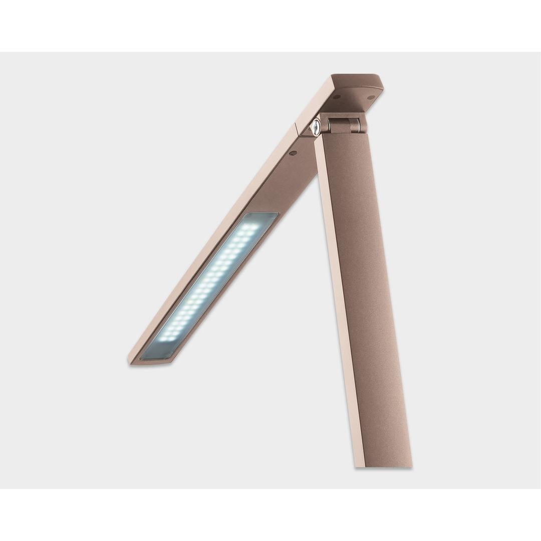 Lampe de bureau LED, 4 teintes et port USB Vario Plus champagne HANSA - Lampe de bureau Hansa Vario Plus champagne, tête allumée en lumière froide