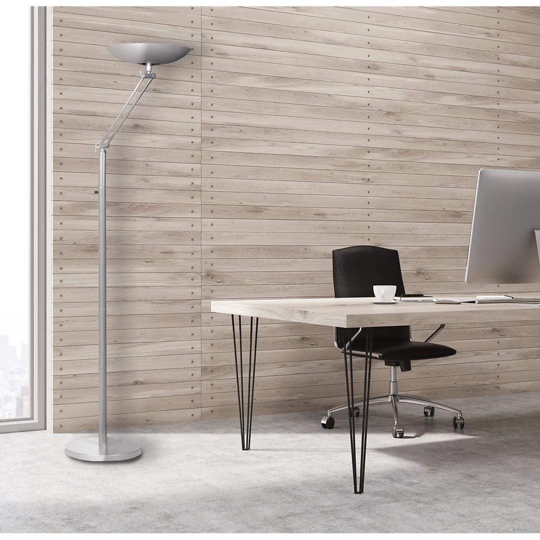 Lampadaire LED à éclairage indirect, mât articulé VARIALUX articulé UNILUX - Lampadaire LED à éclairage indirect UNILUX VARIALUX articulé gris métal, en situation dans un bureau