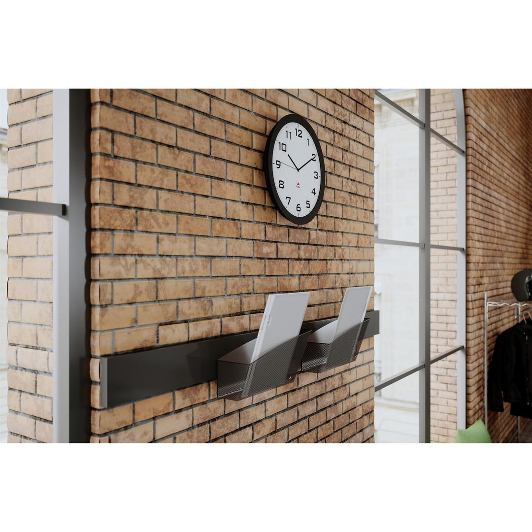 Grande horloge murale silencieuse, Ø 38 cm HORISSIMO noir ALBA - Grande horloge murale silencieuse ALBA HORISSIMO noir, en situation dans un bureau