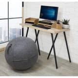 Ballon d'assise, housse en feutre ERGO SPHERE gris UNILUX - Ballon d'assise UNILUX ERGO SPHERE gris, en situation à un bureau