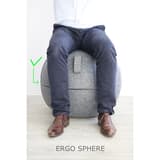 Ballon d'assise, housse en feutre ERGO SPHERE gris UNILUX - Ballon d'assise UNILUX ERGO SPHERE gris, position assise