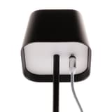 Mini lampe de table LED sans fil, abat-jour carré MALTA SECURIT - Câble de charge magnétique branché sous l'abat-jour de la lampe Securit MALTA noire