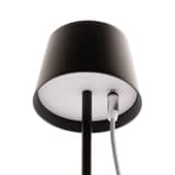 Mini lampe de table LED sans fil, abat-jour rond MONTE-CARLO SECURIT - Câble de charge magnétique branché sous l'abat-jour de la lampe Securit MONTE-CARLO noire