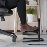 Repose-pieds haut sur pieds acier, 6 hauteurs EO0007 LOGILINK - Repose-pieds LogiLink EO0007, en situation, poste assis