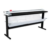 Coupeuse de plans NEOLT Power Trim 165 sur son stand métallique, bâche à chutes tendue sous la table