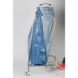 Support de sac à pédale sur roulettes, 120 litres QUICKSTEP APS - Ouverture de la pince du support APS QUICKSTEP par la pédale