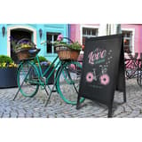Ardoise 57 x 88 cm, double face, cadre noir Stop-trottoir ardoise WOODY SECURIT - Stop-trottoir Securit WOODY noir annonçant un menu