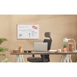 Magnétique, cadre en pin, 400 x 300 mm Tableau blanc Basic BI-OFFICE - Tableau blanc Bi-Office Basic accroché au-dessus d'un bureau