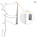 Pose du tableau blanc nobo Infinity sur ses fixations