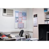 Tableau blanc FRANKEN ECO dans un bureau équipé