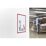 Cadre magnétique magnetofix magnetoplan rouge au mur avec un plan