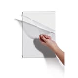 Document glissé dans la pochette magnétique DURABLE