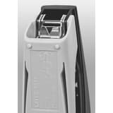 Dessous de la mini agrafeuse Leitz NeXXt 5517 avec son ôte-agrafes intégré