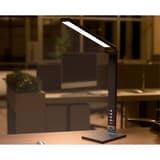 Lampe de bureau LED avec veilleuse Magic Light HANSA - Lampe de bureau Hansa Magic Light, allumée le soir sur un bureau