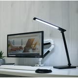 Lampe de bureau LED, 2 ports USB NOVY UNILUX - Lampe de bureau LED UNILUX NOVY noir, en situation sur un bureau