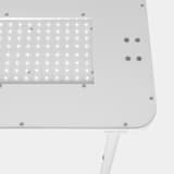 Lampadaire LED de bureau, 10 400 lumens Capella blanc HANSA - Lampadaire Hansa Capella blanc, tête allumée vue de dessous
