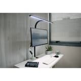Lampe de bureau LED à pince, mât de 80 cm STRATA 80 UNILUX - Lampe de bureau LED à pince UNILUX STRATA 80 noir, en situation sur un bureau