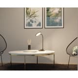 Lampe de bureau ou murale LED Horizon noir HANSA - Lampe de bureau Hansa Horizon noir, sur une table basse