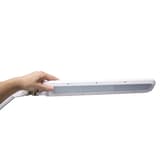 Lampe de travail LED dimmable à pince, 3060 lux craft blanc MAUL - Lampe de travail LED à pince MAULcraft blanc, détail