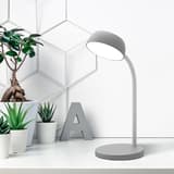 Lampe de bureau LED compacte, bras pivotant TAMY UNILUX - Lampe de bureau LED compacte UNILUX TAMY gris, en situation sur un bureau