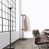 Lampadaire LED à éclairage indirect, vasque en verre VARIAGLASS UNILUX - Lampadaire LED à éclairage indirect UNILUX VARIAGLASS noir, en situation dans un bureau