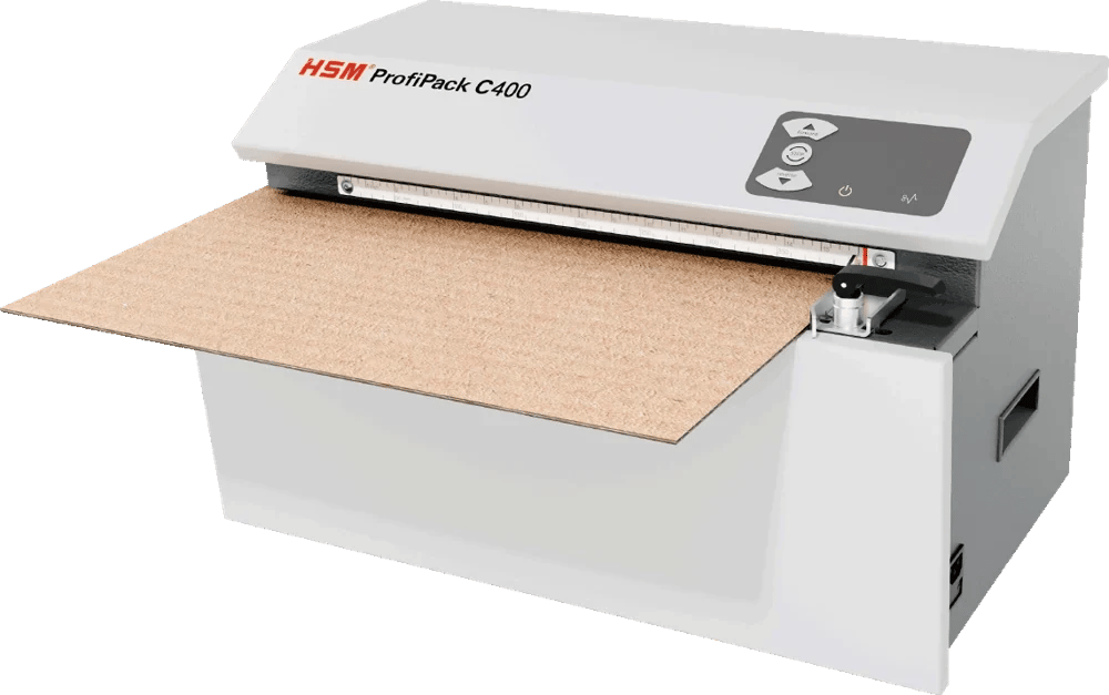 Matelasseur HSM ProfiPack C400 avec un carton engagé dans la fente