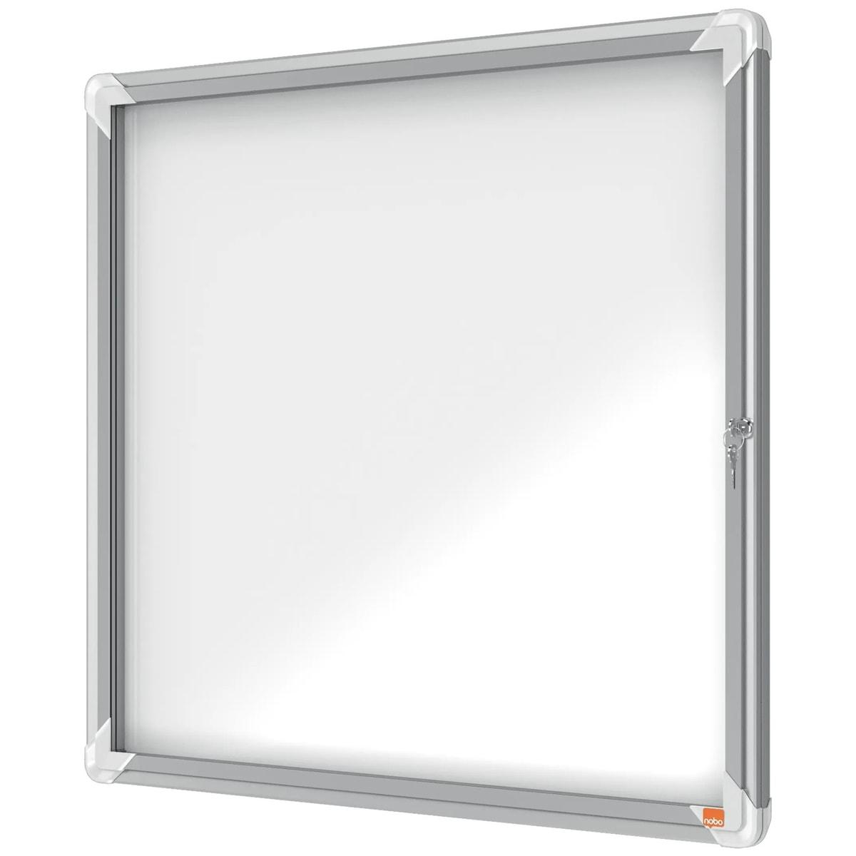 Intérieure, fond magnétique Vitrine d'affichage Premium Plus NOBO - Vitrine d'affichage d'intérieur nobo Premium Plus 6 x A4, vue de trois quarts