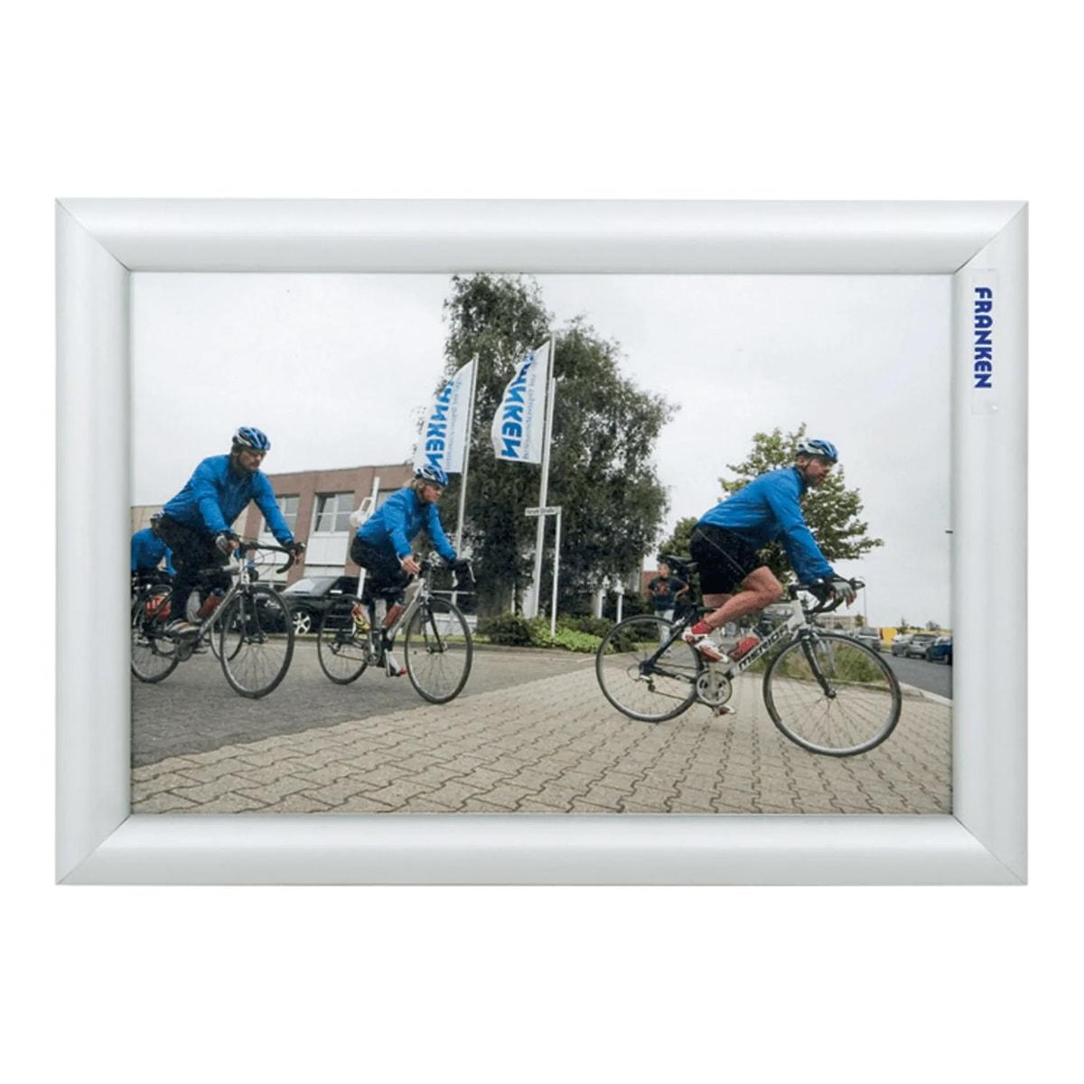 Porte affiche clipsable FRANKEN Outdoor A4 à profilé aluminium argent de 25 mm